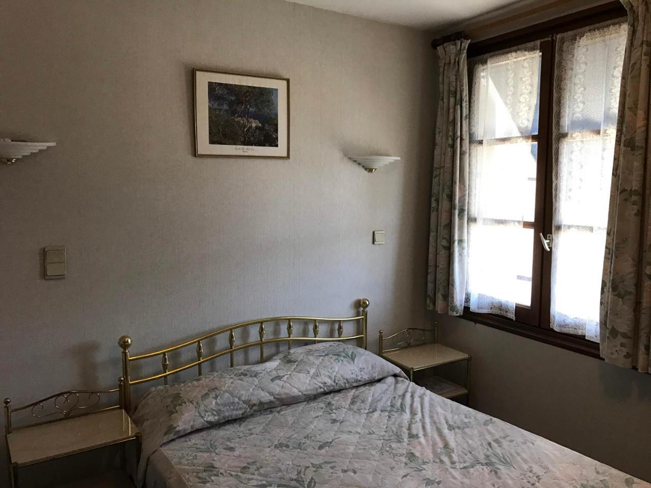 HOTEL Perreau Lormes Extérieur photo